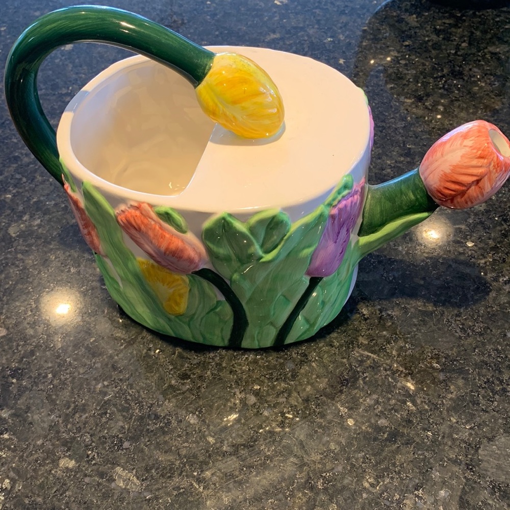 Asia Master Group Mid Century Tulip Theme Vase 3D